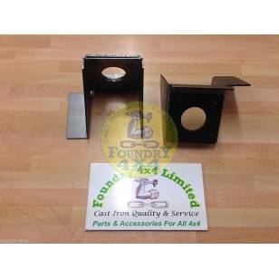 Land Rover Discovery 1 Inner Sill Body Mount Brackets